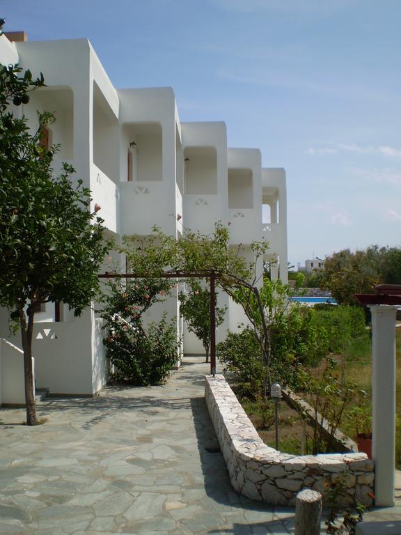 Hotel Angela Skyros Exterior photo